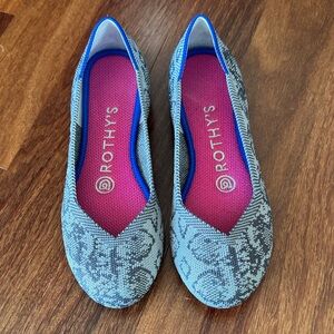 Rothy's Gray Patterned Flats
